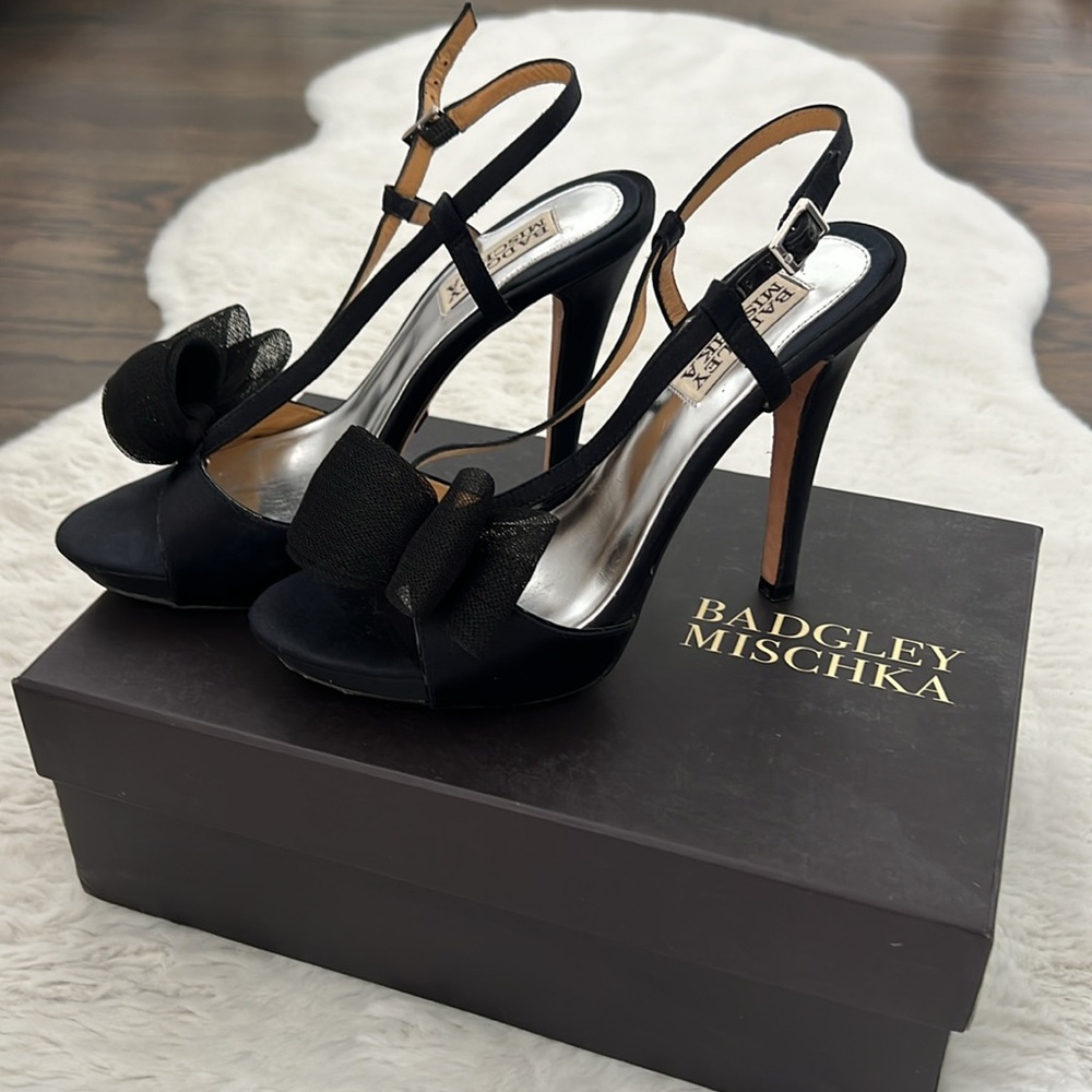 Badgley Mischka Black Women's Shoes, size 7